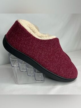 NEW- ULTRAIDEAS Indoor Loafer House Slippers Woolen Curved Women’s Size 7 New